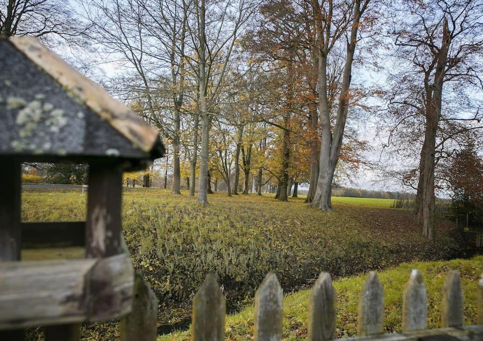 Walshford Lodge Cowthorpe Kültér fotó